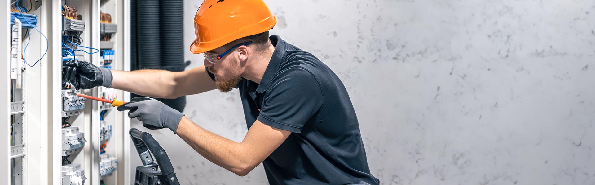 Huntsville, Decatur and Madison Electrician